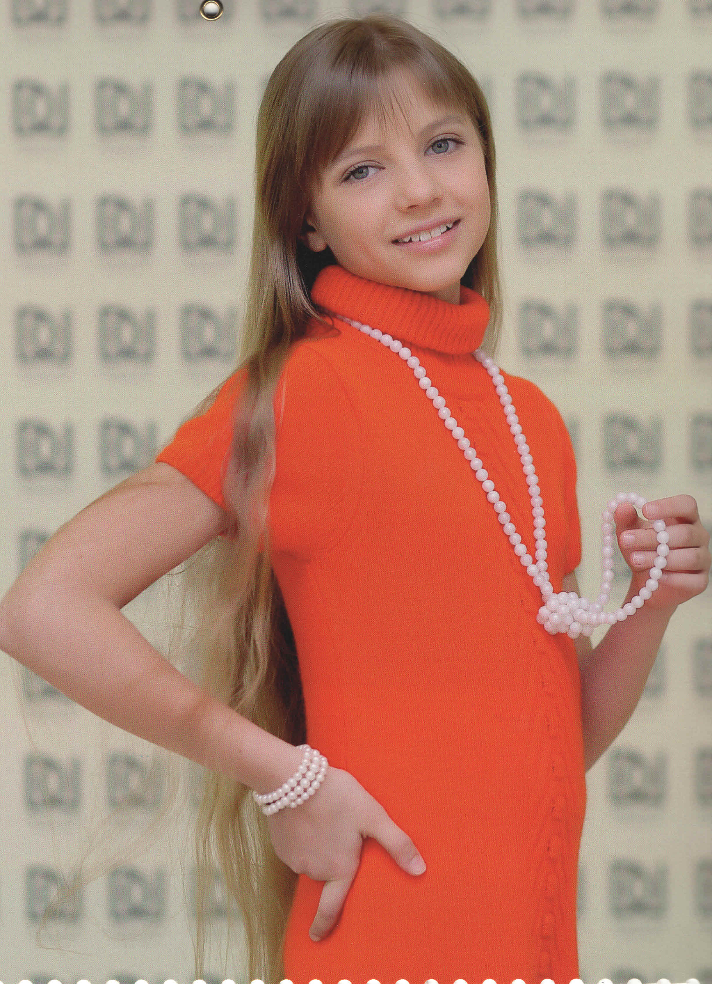 Софья Глущеня - аккредитованная модель для участия в подиумных показах на Междунродной Детской Неделе моды